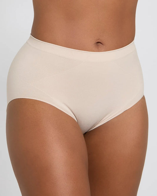 Medium Control Seamfree Shaper